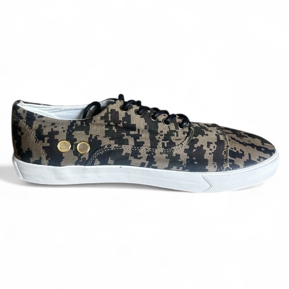 GRAM Digital Camo Sneakers – Gold Accent Casual Comfort Shoes EU 42 / US 9
